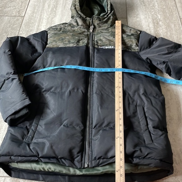 Ecko Unlimited Black & Camo Hooded Heavy Puffer Zip Up Jacket - Picture 2 of 13